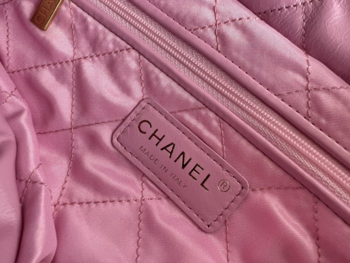  Handbag  Chanel  size   39cmx42cmx8 cm