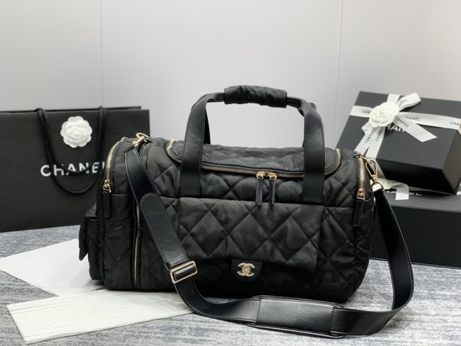 Handbag   Chanel  size 51*23*20.5 cm