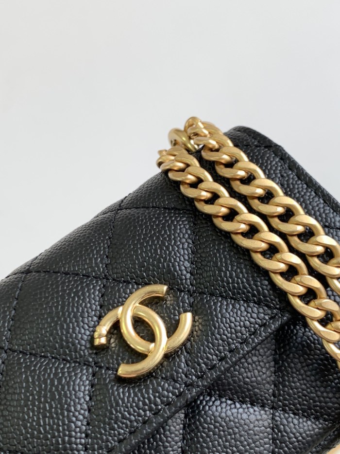  Handbag  Chanel  size  12.5  9  4.5 cm