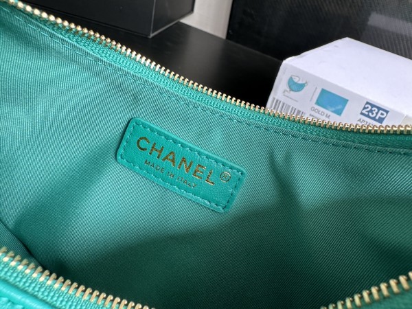  Handbag   Chanel  AS3917  size   14cmx10cmx6 cm