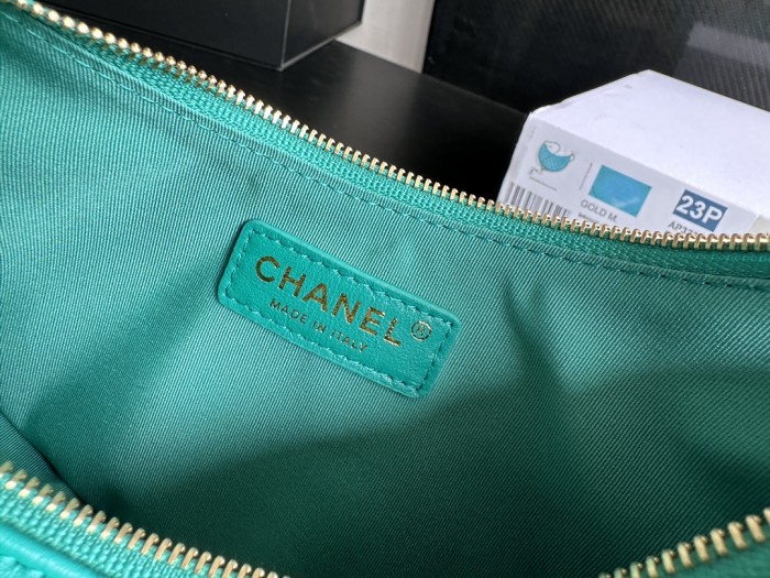  Handbag   Chanel  AS3917  size   14cmx10cmx6 cm