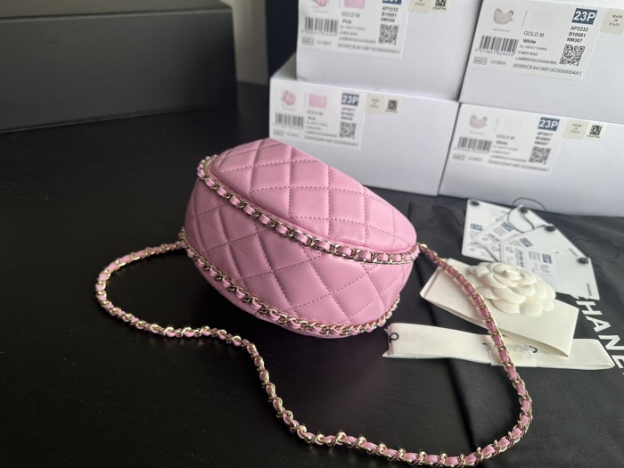 Handbag Chanel  AP3232  size  14cmx10cmx6 cm