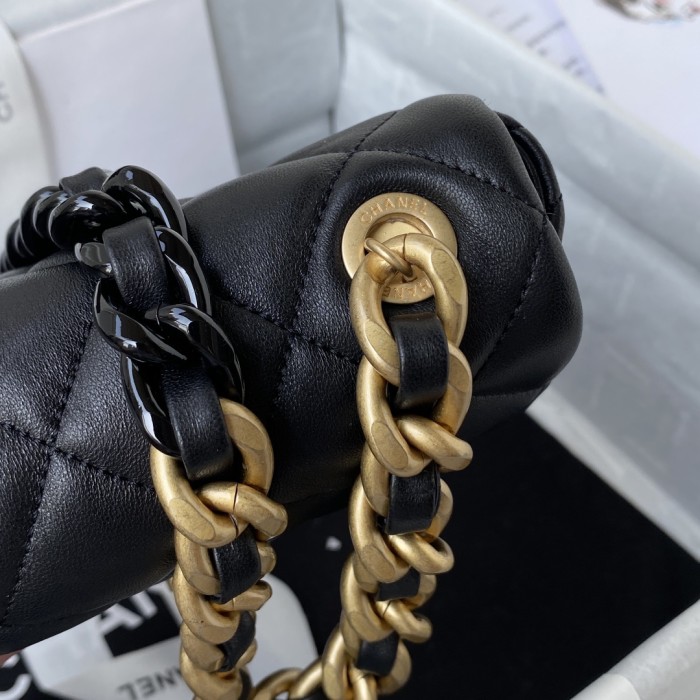 Handbag  Chanel  AS3205  size  13-18-6 cm