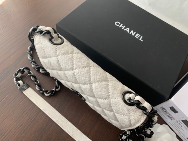 Handbag  Chanel  AP1954  size  19 cm