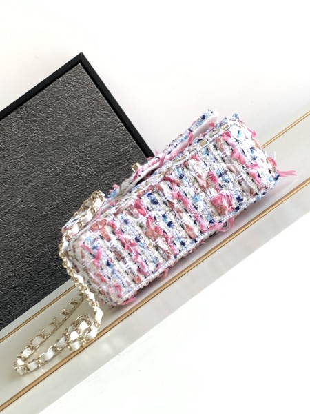  Handbag  Chanel  size  20/25 cm