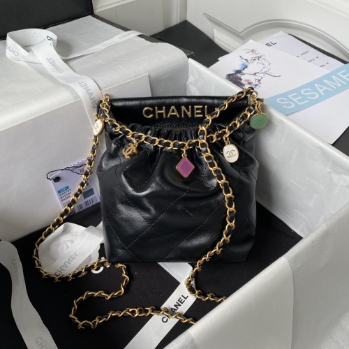  Handbag   Chanel  AS3793   size 17-16-7 cm