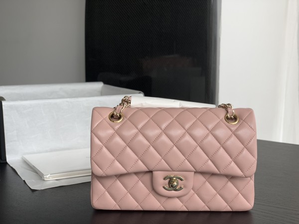 Handbag   Chanel  1113  size  23 cm