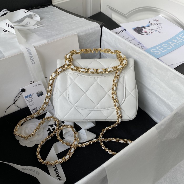 Handbag   Chanel  AS3748  size  17*13*6 cm