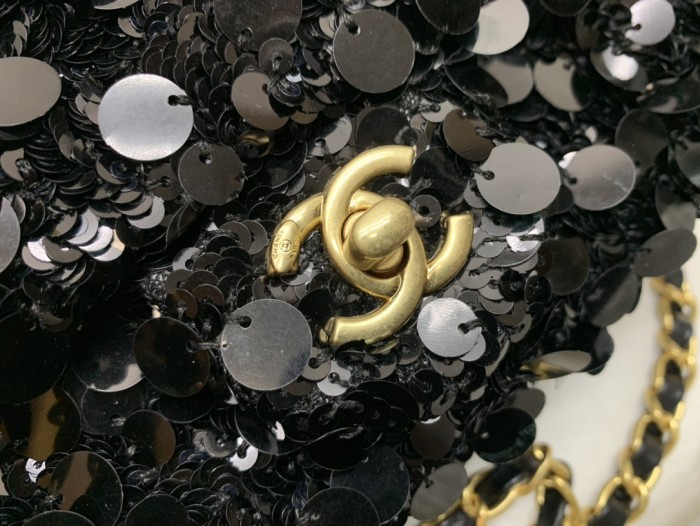 Handbag   Chanel   size  20 cm