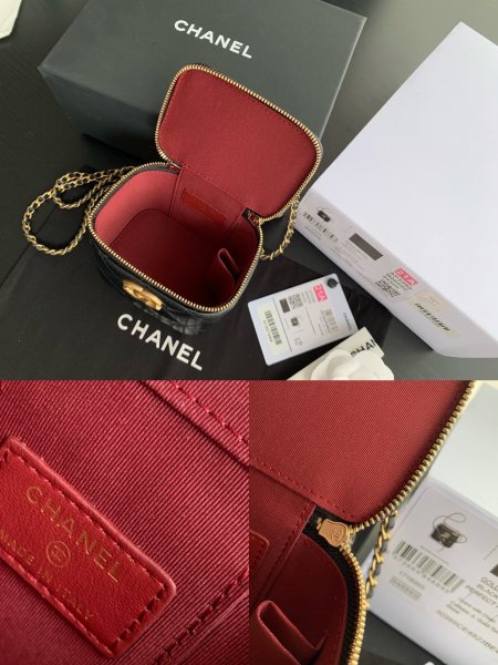  Handbag  Chanel 2292  size  8.5cmx11cmx7 cm