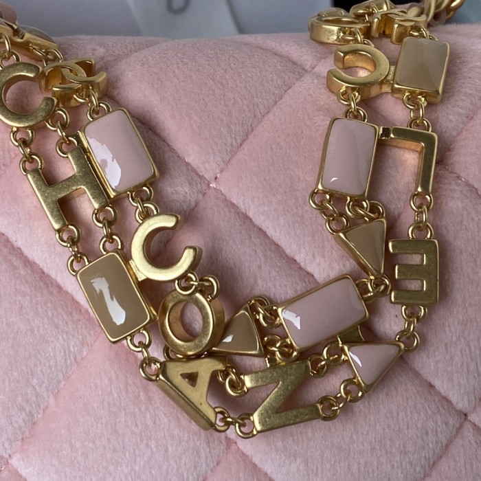  Handbag  Chanel AS3432  size  20.5*17*6.5 cm