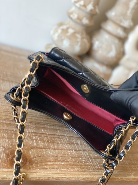  Handbag  Chanel  AS3710  size  17×19×6 cm