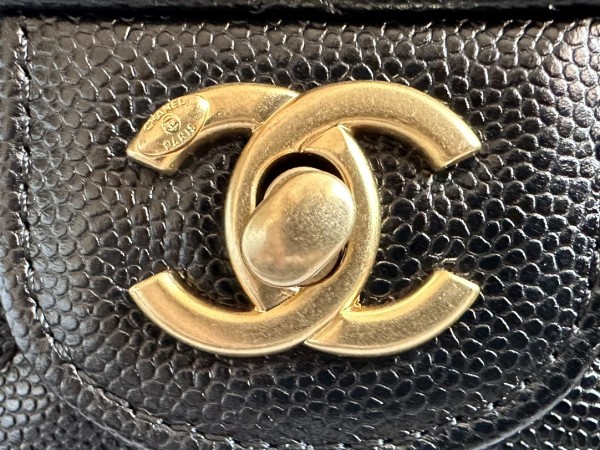 Handbag Chanel  AS3181  size  14 X20 X6  cm