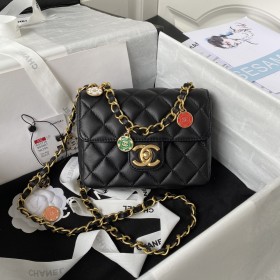 Handbag  Chanel  AS3738  size  12.5*16*6 cm