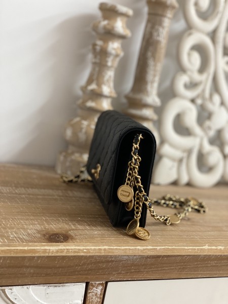 Handbag  Chanel AP81234  size 19 cm