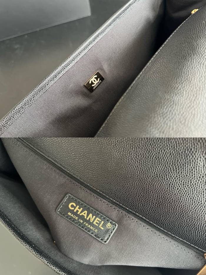 Handbag Chanel  AS3662  size 31.5cmx31cmx9 cm