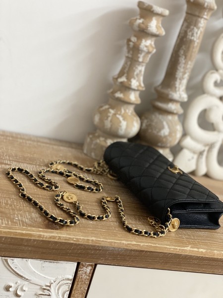 Handbag  Chanel AP81234  size 19 cm