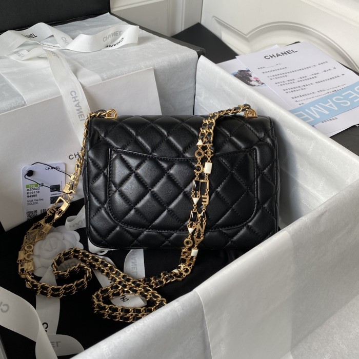  Handbag Chanel AS3432 size  20.5*17*6.5 cm