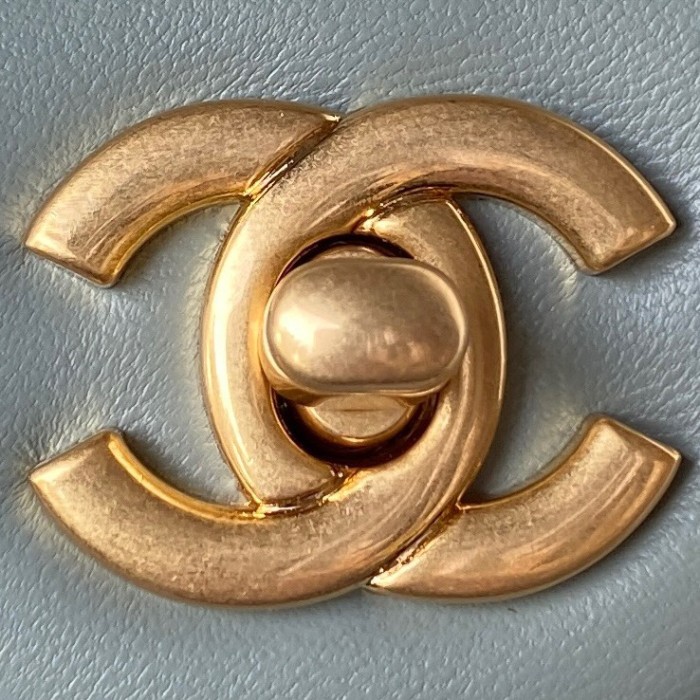  Handbag  Chanel  AS1787  size  20 cm