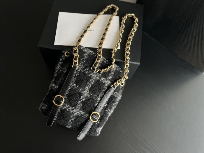 Handbag Chanel  AS3615  size 24cmx21cmx10 cm