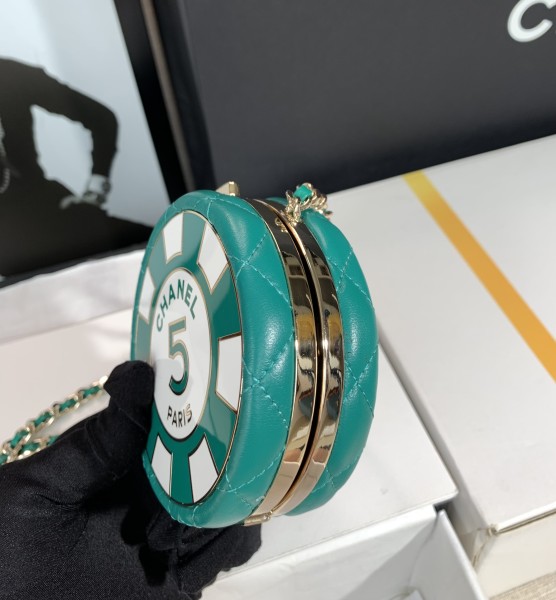 Handbag  Chanel  𝐒𝐒2023  size  7.5x7.5x3  cm