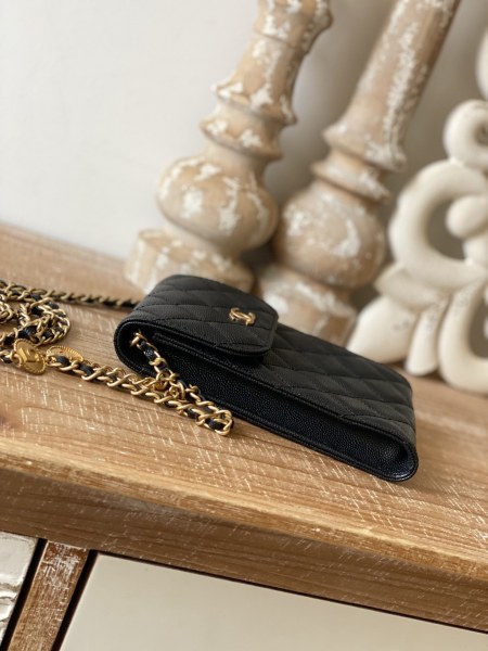 Handbag  Chanel 81235  size  18*3*11.5  cm