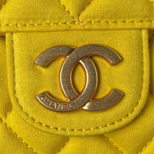  Handbag  Chanel  AS3690  size  21.5×22.5×7 cm