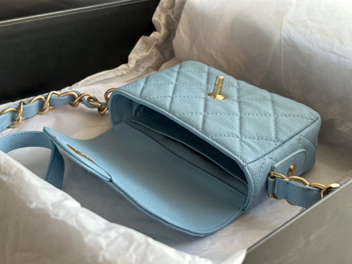 Handbag Chanel AS3181  size  14 X20 X6  cm