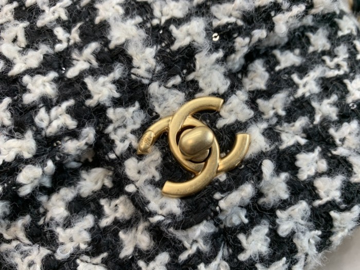 Handbag  Chanel  99204  size  17*14.5*7.5* cm