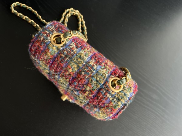 Handbag Chanel  AS3648  size  17cmx14.5cmx7 cm