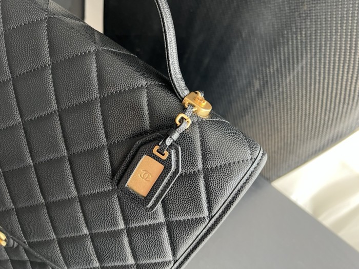 Handbag Chanel  AS3662  size 31.5cmx31cmx9 cm