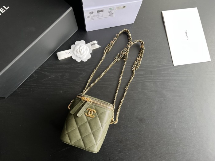 Handbag  Chanel   AP3583  size  14.5cmx11.5cmx11.5 cm