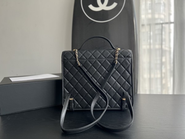 Handbag Chanel  AS3662  size 31.5cmx31cmx9 cm