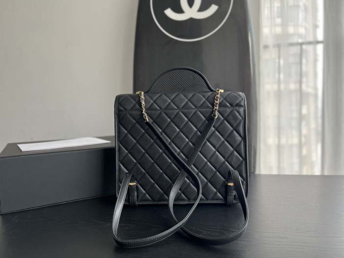 Handbag Chanel  AS3662  size 31.5cmx31cmx9 cm