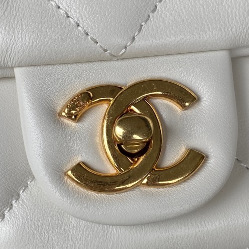 Handbag   Chanel  AS3499  size 18X23X9 cm
