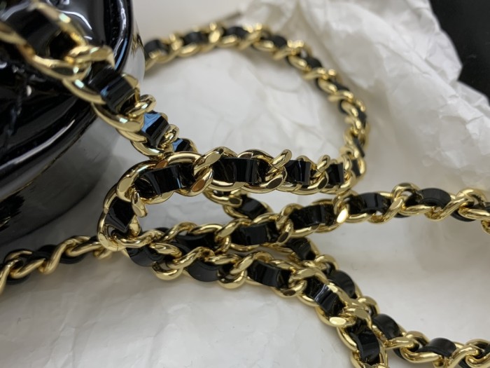 Handbag  Chanel  99210  size  12.5*14*6 cm