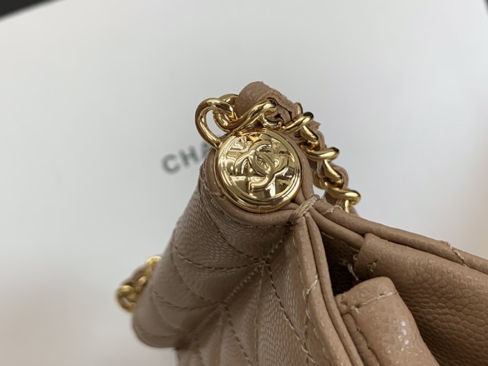 Handbag  Chanel  99210  size  12.5*14*6  cm