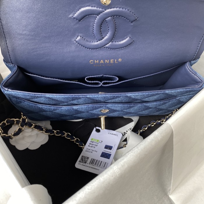  Handbag Chanel  size 25 cm