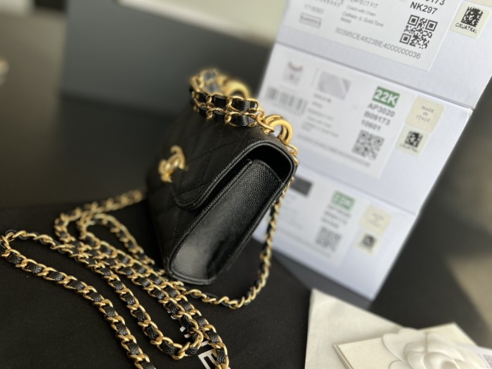 Handbag  Chanel   3020  size 11cmx11cm3 cm 