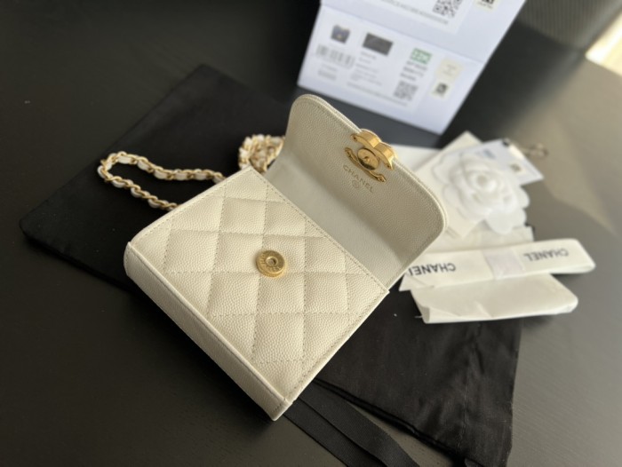  Handbag  Chanel  3020  size 11cmx11cm3 cm