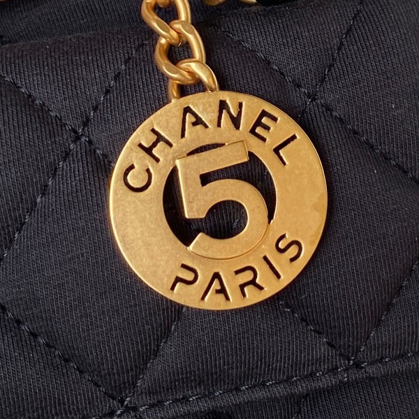  Handbag  Chanel  AS3690  size  21.5×22.5×7 cm