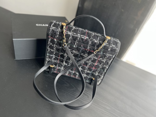 Handbag  Chanel  AS3662  size  31.5cmx31cmx9 cm