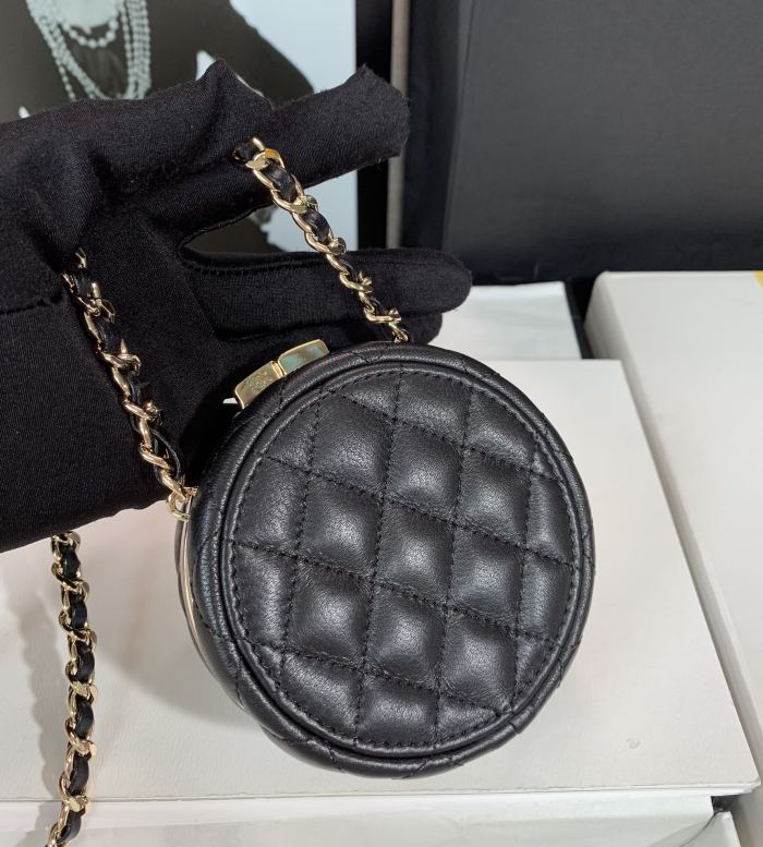  Handbag   Chanel 𝐒𝐒2023  size  7.5x7.5x3  cm