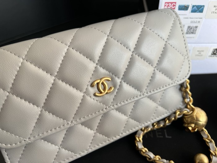  Handbag   Chanel  AP3071  size  17cm9cm3 cm