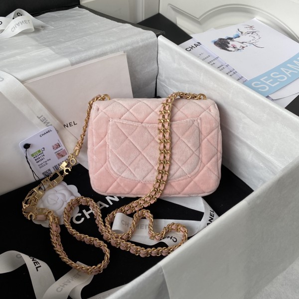 Handbag  Chanel  AS3442  size  16*12*5 cm