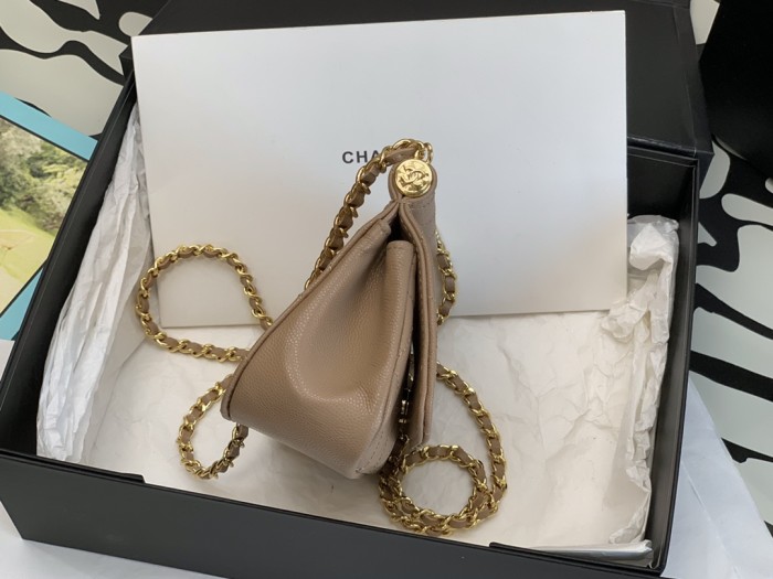 Handbag  Chanel  99209  size 12*17.5*5.5 cm