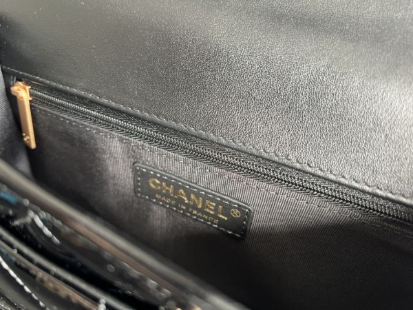 Handbag Chanel AS3652  size  25 cm