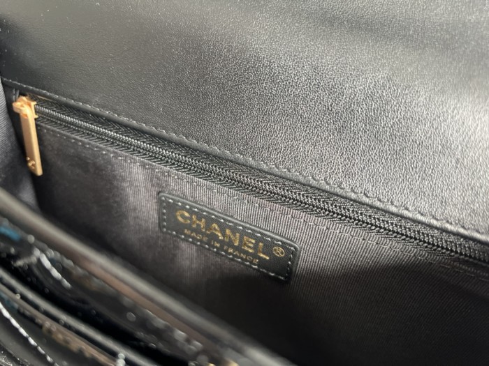 Handbag Chanel AS3652  size  25 cm