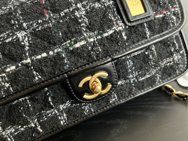 Handbag  Chanel  AS3653  size  25cmx21.5cmx7 cm