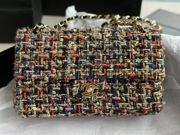 Handbag  Chanel 01112  size 25 Cm